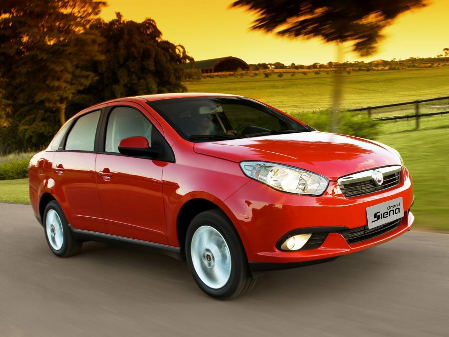  Fiat Grand Siena Attractive 2012 года  (фото 13 из 21)